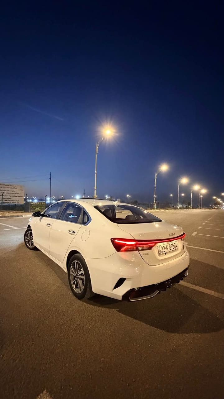 K3 2022 🇨🇳
فول مواصفات السياره :- 
-اناره زنون + بك لايت led
-ويل كب كروم 
-فتحه 
-بصمه دخول ذكي +يده نيكل +تريشه نيكل 
-دواخل جلد ابيض 
-عدادات دجتل +شاشه ابل كار بلي 
-شحن وايرلس 
-مود درايف +اوتو هولد +هاند بريك دكمه 
-تبريد شاشه +قطعتين تبريد 
بيهه طخه بسيطه بالجنطه وبيهه تعديلات عالبارد بدون اي تبديل بك لايت بلاد ودعاميه خلفيه بلاديه بدون اي تبديل سونار بيهه السياره 
مكان السياره كربلاء سعرهه (١٢٥)
للاستفسار (***********) كربلاء, العراق

نص مكتوب في الصور:
- سونار 3m.car لفحص السيارات ***********7808 KA بارد + تكحيل الغطاء الخلفي رصعات في المكان المحدد الامامي رصعات في المكان المحدد الجانب الايسر بارد + تكحيل + رصعات في المكان المحدد الجانب الايمن 3m.car لفحص السيارات بالاشعة فوق البنفسجية سليم الجزء العلوي الفرع الأول كربلاء - سريع حي المعلمين - مجاور مقهى كاظم الفرع الثاني كربلاء - مدينة المعارض الجديدة - مقابل الاستدارة