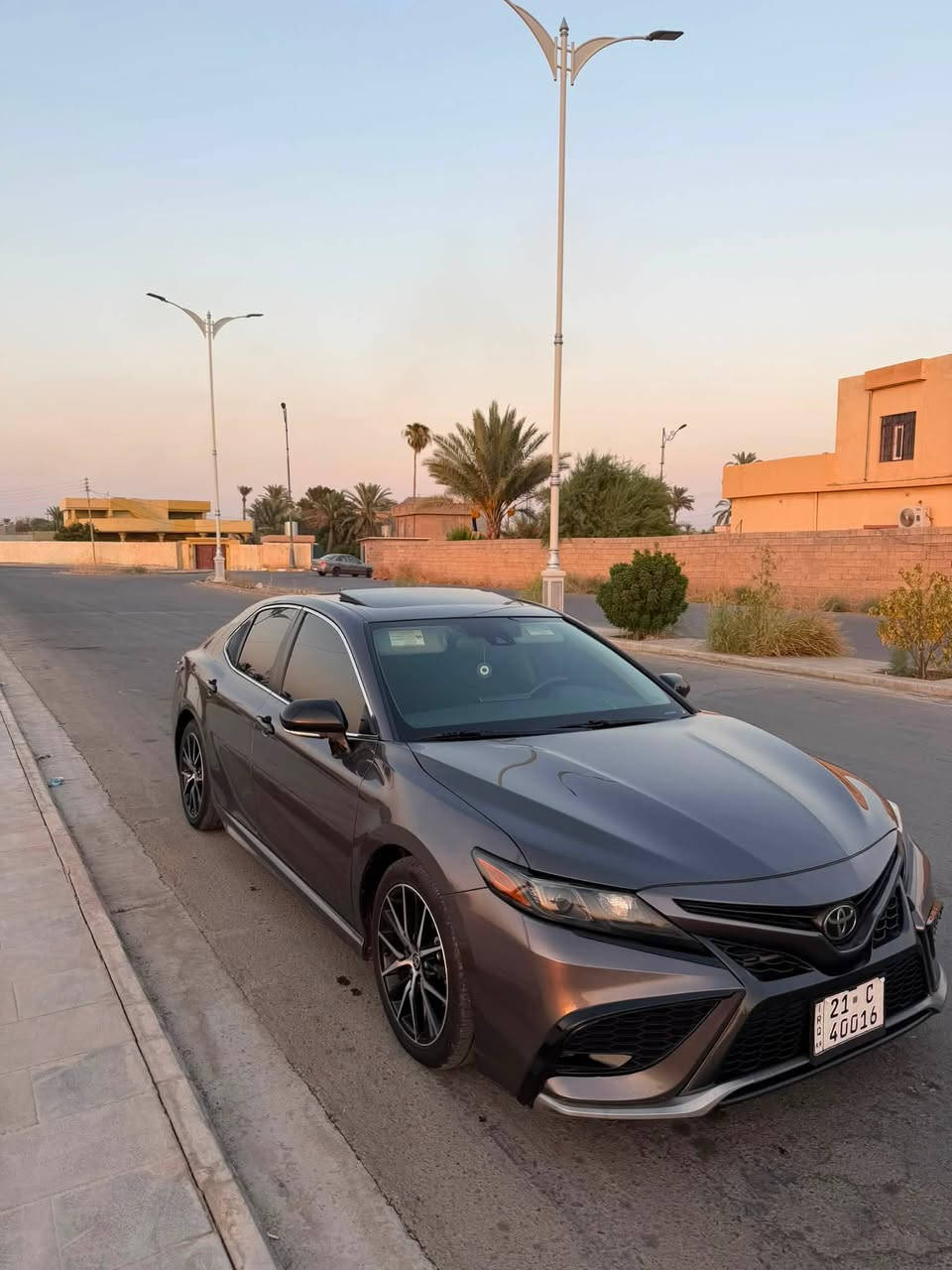 كامري se 2023 امريكي بلاك
محرك 4 2500 سلندر
حادثها سرقة قطعه وحده فقط البنيد يعني بدون حادث
السيارة
فول مواصفات :
فتحة
صما
كشن جلد
شاشة كار بلاي
سستم صوت
كروس سرعة
نحديد مسار
شفتات ستيرن
مودات قيادة
قيادة ذاتية
رادار
كامرا خلفية
وبعد موصفات الse معروفه
رايدها ب193$ و بيها مجال بسيط
مكان السياره العلم
***********
