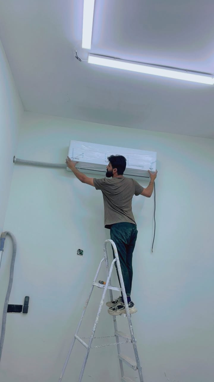 الضمان للتبريد 🔧  اختار الضمان وخليك بأمان👍🏻           
 (صلح في بيتك)🏠 خدمه موقعيه 🚚
صيانه جميع اجهزه التبريد والغسالات  
تصليح ثلاجات /مجمدات /والعارضات العامودي والطرحي 
مكيفات /سبالت /غسالات
تنظيف السبالت موقعي
شحن غاز جميع اجهزه التبريد R290 R32 R22 R410 R134 R404
ورشه متنقله داخل بغداد والاطراف فقط
ضمان العمل لمده عام
كادر متخصص يصلكم اين ما كنتم
للاستفسار
 ***********  
 ***********
***********
