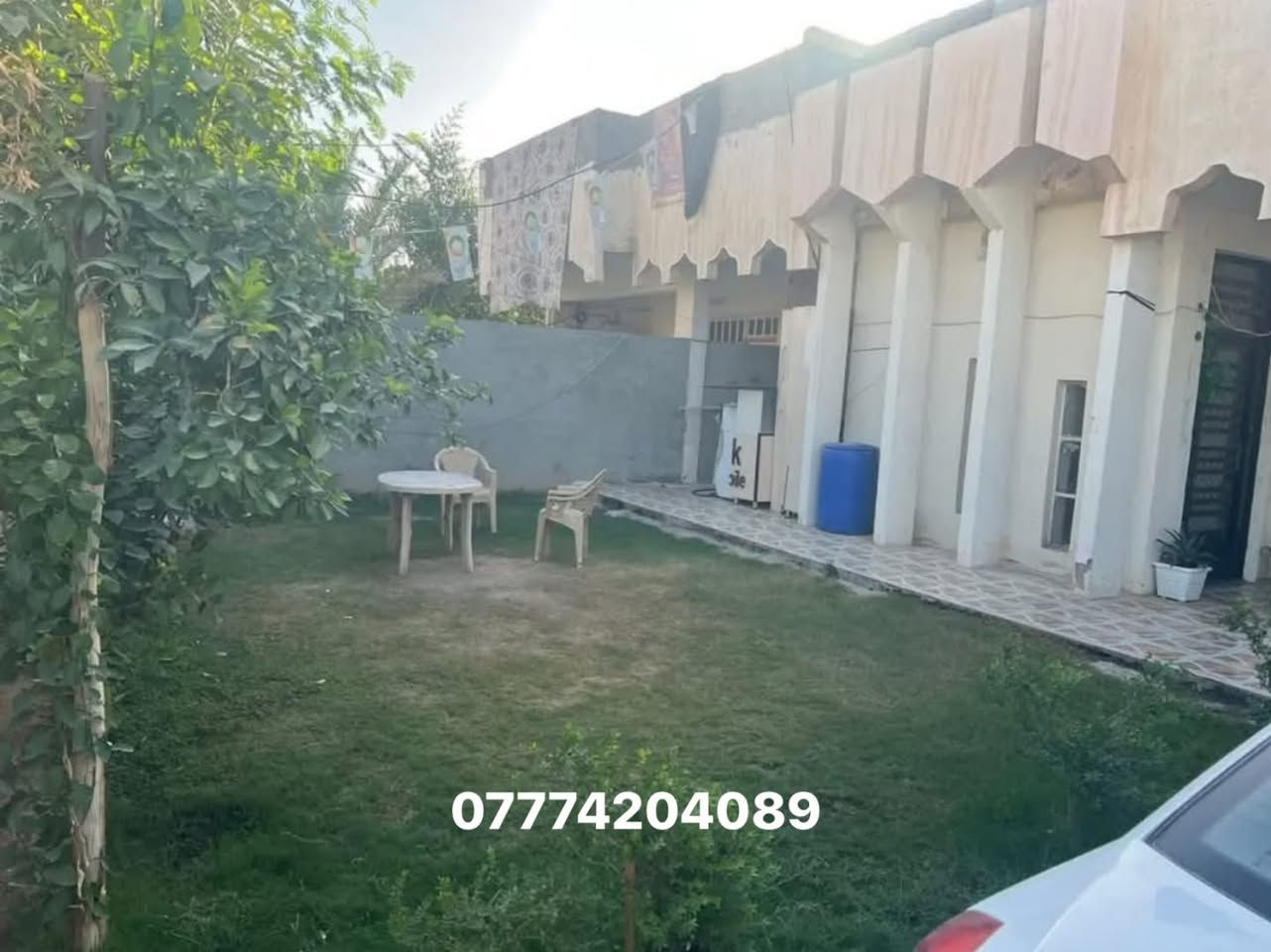 بيت للبيع
الموقع: منطقة البو شامان مقابل مدرسة غزة📍 
المساحة 500م 
يتكون من بيت رئيسي  ومشتمل مستقل و شقتين طابق ثاني
مناسب للسكن و للاستثمار 
البيت الرئيسي: • كراج كبير مع حديقة
• مطبخ 4x5
• هول 5x6
• غرفة ضيوف (خطار) 8x5
• موزع 6x4
• غرفة نوم مع سويت داخلي 5x4
الطابق الثاني: عبارة عن شقتين مستقلتين
الشقة الأولى: • موزع 5x4
• 3 غرف (5x4 لكل غرفة)
• مطبخ 3x3
• مجمع صحيات
الشقة الثانية: • مدخل مع مطبخ 3x3
• مجمع صحيات
• هول 5x4
• غرفة نوم 5x4
المشتمل الأرضي: • كراج كبير مع صحيات
• مطبخ 4x5
• هول 5x4
• غرفة مع سويت 4x5
• غرفة صغيرة تستخدم مخزن
للاستفسار:
***********
