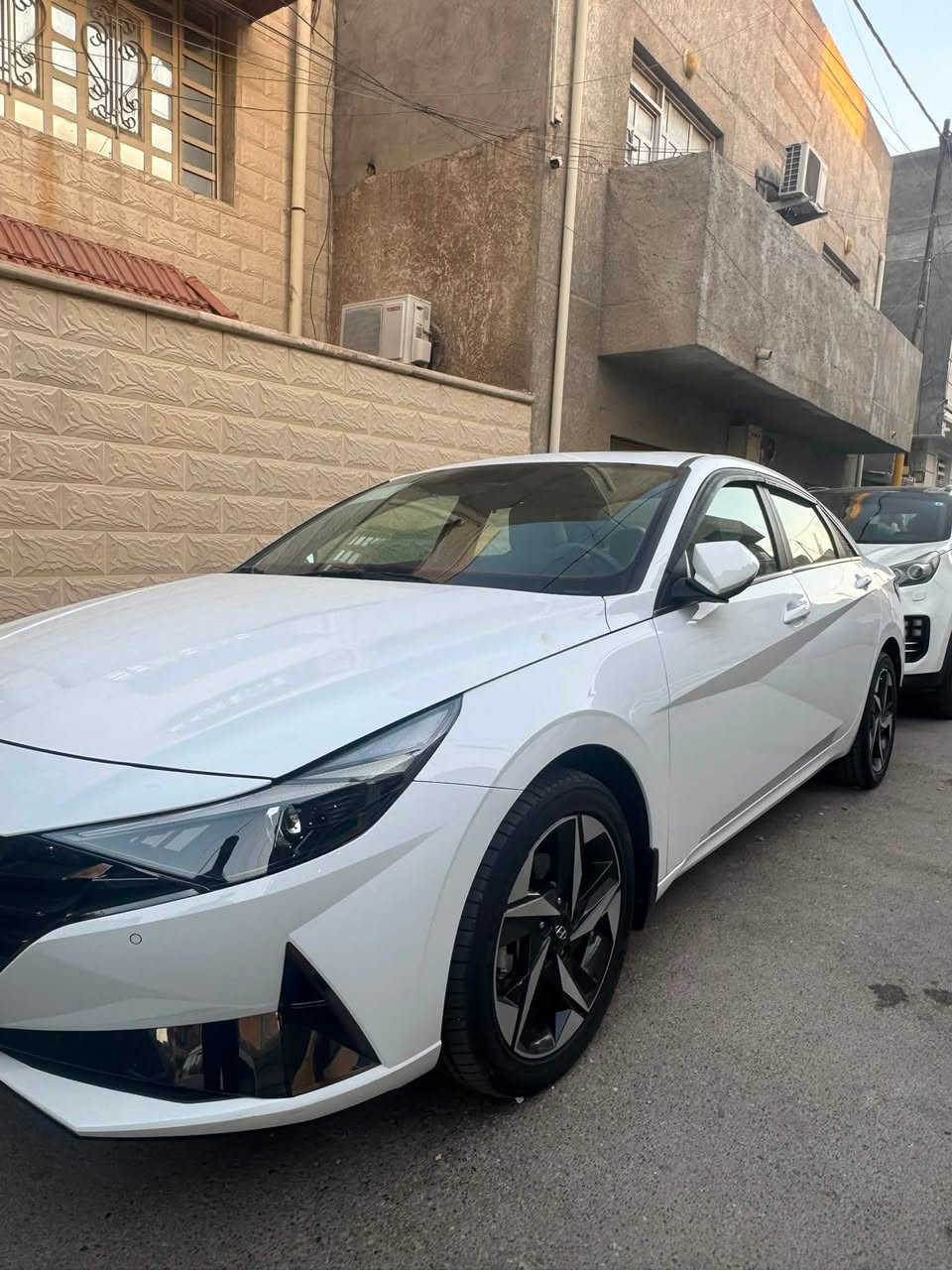 يا الله
السلام عليكم 
هونداي النترا 2023 خليجية كفالة عامة بدون اي بارد او صبغ 
⛔️ عداد المسافة 4 الاف فقط السيارة زيرو 
على وضع الشركة 
⛔️ فول مواصفات وتحكمات
⛔️محرك 2000 دوش 
⛔️بصمة
⛔️فتحة 
⛔️تحكم ستيرن
⛔️مرايات شفط
⛔️شاشة كبيرة وشاشة العدادات ديجيتال
⛔️كامرة
⛔️حساس امامي وحساس خلفي بلادي
⛔️نظيفة بمعنى الكلمة والله شاهد السيارة من 2023 على ايدنة وفقط واكفة بالباب لين عدنة غيرها نستعملهن
⛔️ للأستفسار الاتصال على الرقم *********** وغير متواجد على الفيس
⛔️السعر ١٧٨ وبي مجال بسيط
