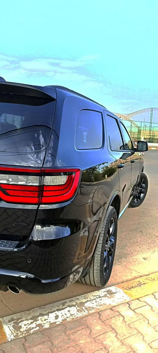دورنكو 2023 Gt Plus
دورنكو gt plus 2023 فول

الفول مواصفات ١/١

رقم بغداد الجديد رقمتهه على ايدي 

للبيع او مراوس جيب سومنت ابيض

حادث السيارة بنيد وجاملغ ونصف

الباب مصلح بدون كل دواخل ايرباك مصلح سستم

سيارة جديدة ورقمتهه على ايدي

#المواصفات :

• السيارة : دودج #دورنكو gt plus

• الموديل :2023

• المحرك : 3.6L. V6 (ستة سلندر)

• حجم الويل : ويل كب GT حجم 20 مع طقم تايرات بحالة ممتازة

• مصابح امامية زنون مع LED مع كشافات دعامية زينون

• بصمات عدد 2 للأبواب مع بصمة جنطة وبصمة تشغيل

وتشغيل عن بعد

• غرفة السيارة جلد لون اوف وايت vip

• فتحة سقف ( سلايد روف ) بالقمارة

• رادار امامي مع مانع تصادم

• حساس خلفي اصل

• تحذير الخروج عن المسار

• تحذير النقطة العمياء

• سستم صوت

• مقاعد تبريد وتدفئة

• تدفئة مقود القيادة

• مقود رياضي مع تحكم كهربائي

• كامرة خلفية دوارة اصل مع الستيرن

• شاشة الدشبول الحجم الكبير

10.1 انج

• نظام ملاحة GPS

• كير شفتر ستيرنك

• تحكم فول كهرباء لكرسي السائق والراكب

• ذاكرة كشن لحفظ وضعيات الجلوس ( ميموري )

• سستم صوت

• تشغيل عن بعد

• صندوق كهرباء

• صف ثالث من المقاعد 7 راكب

• دفع رباعي 4*4

• إطفاء وتشغيل اوتماتيكي

• تحكم ستيرن جهتين بلوتوث وحاكية وكروس سرعة وتحكم صوت

• نظام ABS مانع انزلاق

• بعد بيها هواي مواصفات

السعر 

الاتصال 

***********
