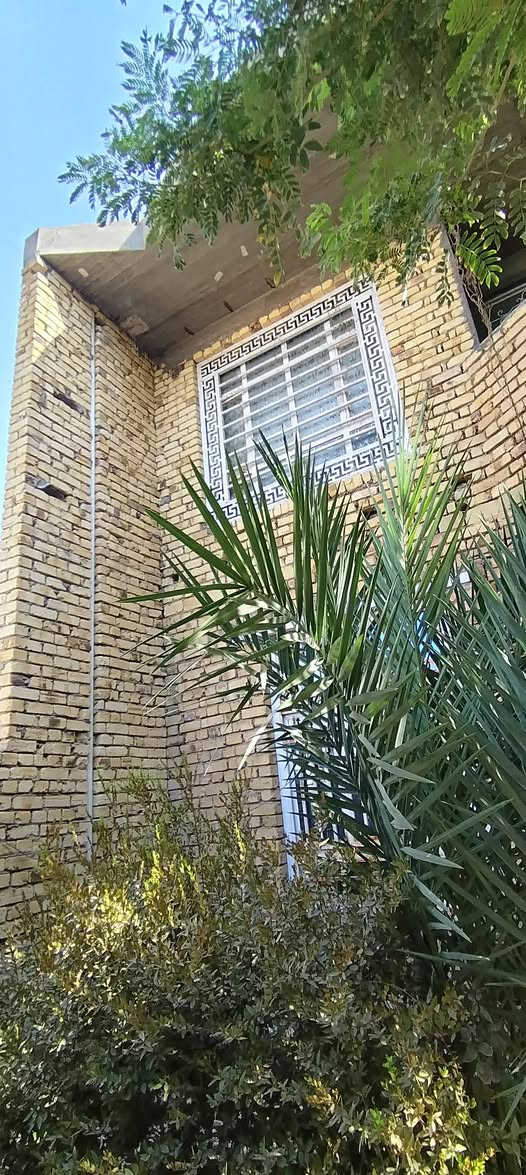مشتمل للبيع مساحه ٧٥متر
الواجه ١٠متر
في حي الجهاد قرب شارع بيت صبر
تفاصيل أكثر اتصل
 ***********
