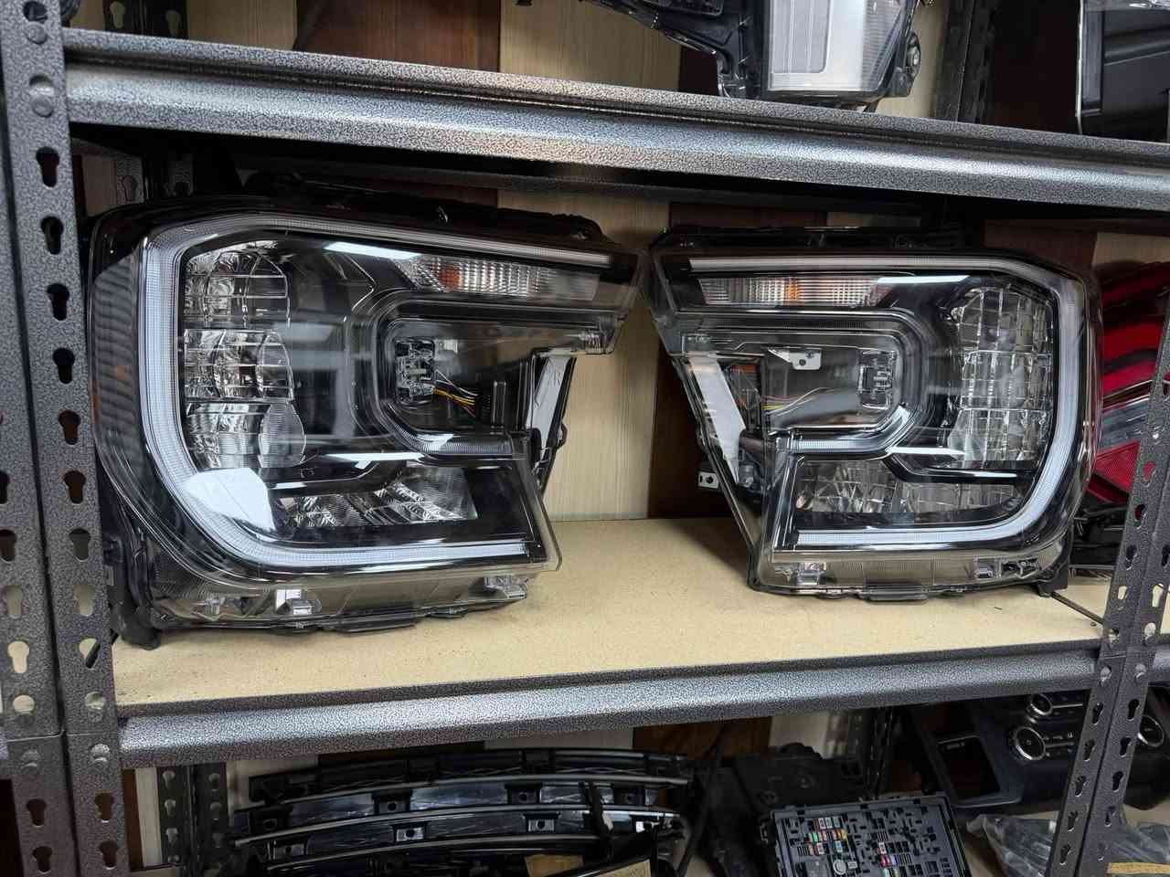 لايتات اصلى و تجارى 
FORD F150 
FORD RANGER 
CHEVROLET SILVERADO
RAM 1500
عنوان اربيل صناعة شمالية 
📞***********
📞 ***********

نص مكتوب في الصور:
- MARHABA CARS