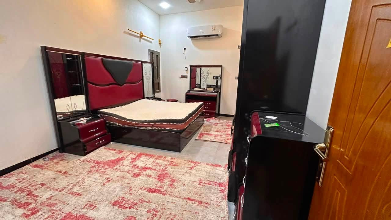 غرفه نوم نفرين غرفه تركيا اصليه ونظيفه وحلوه للبيع السعر 750 الف موقعي مناوي لجم للتواصل ***********
