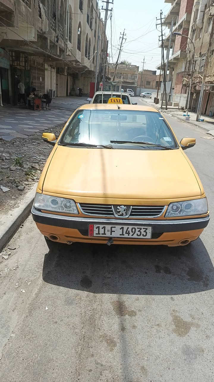 بيجو لميس 2015 سعر 4500 وبيها مجال محرك ينقص مصفره هيئه وغرامات كلها عليه تحويل ثاني يوم  باسمي ما اراوس بس بيع تبريد شغال حداديه حلوة سيارة كشرتها حلوة ***********
*********** واتساب
