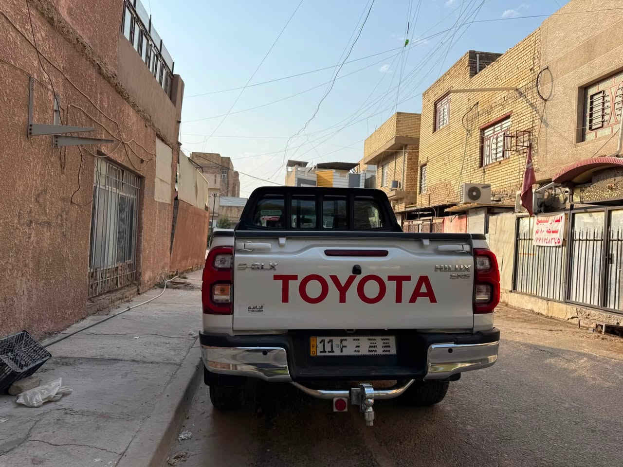 #تويوتا_هايلوكس 2024 للبيع (مكفولة) 🚙✨المواصفات والخصائص:النوع: تويوتا هايلوكس (خليجي - مواصفات سعودي).الموديل: 2024.
ماشيه 42 
الگير: أوتوماتيك.التشغيل: بصمة.الرقم: بغداد سنوية ابسمي الوضع العام: السيارة مكفولة كفالة عامة وسونار الفحص جاهز السيارة دوشمة كاملة السيارة جاهزة من كلشي المكان بغداد الكرخ للاستفسار 
رقم الهاتف ‭***********‬ ‭. ***********‬
