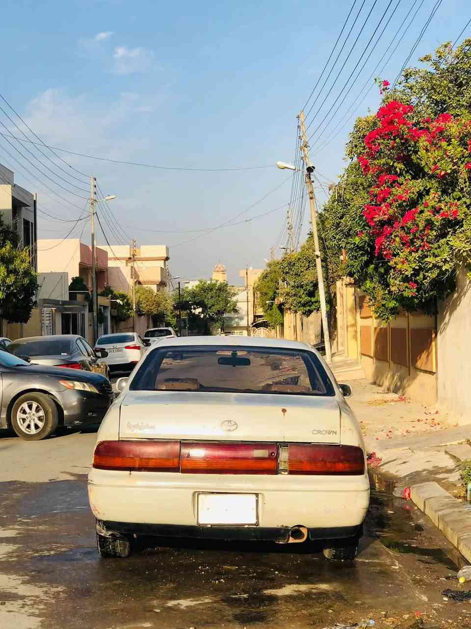 بطه متصل  موديل 92  رقم الماني نينوئ بيها كابون بانزين  سياره بيها كصه سقفيه  محرك 2500 جديد السعر 35 وبيها مجال بسيط ولعندو تكسي معارض هم ترهم رقم الهاتف *********** كورك ورقم اسيا ***********  العنوان الموصل جانب الايمن 17تموز
