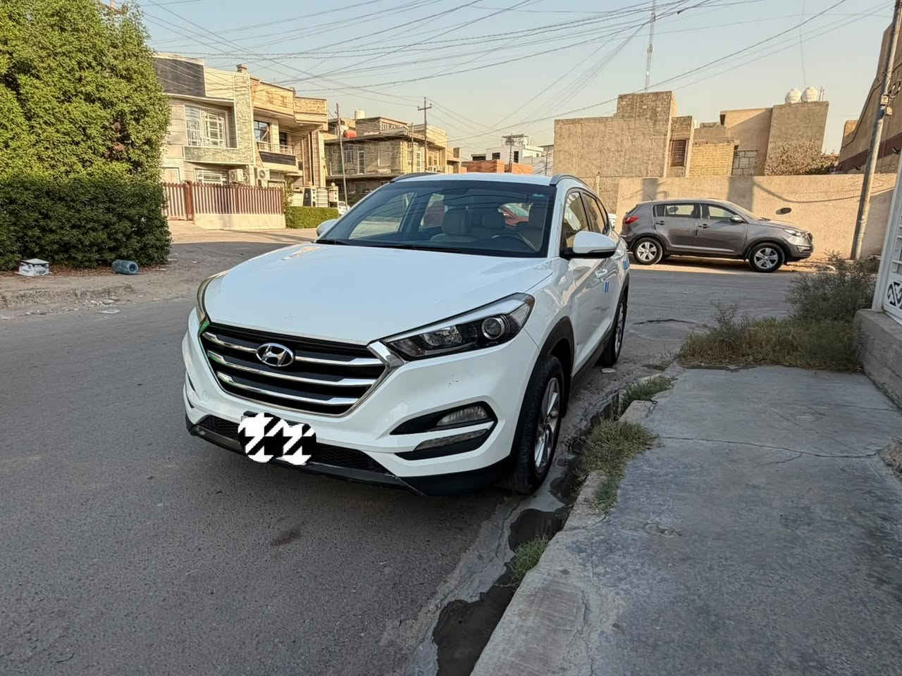 توسان ٢٠١٦ خليجي الشكل الجديد رقم بغداد بأسمي محرك ٢٠٠٠ دووش داخل لونين مري شفط فوول تحكمات كامرا تقليل صرف وقود مثبت سرعه تبريد امامي خلفي بيه منظومه غاز السياره بيه مكانات صبغ ابيع مصبوغ شواصي لغود سليمه محرك كير صدر تبريد جديد   السعر 114 مكاني بغداد 
لاتصال ***********
