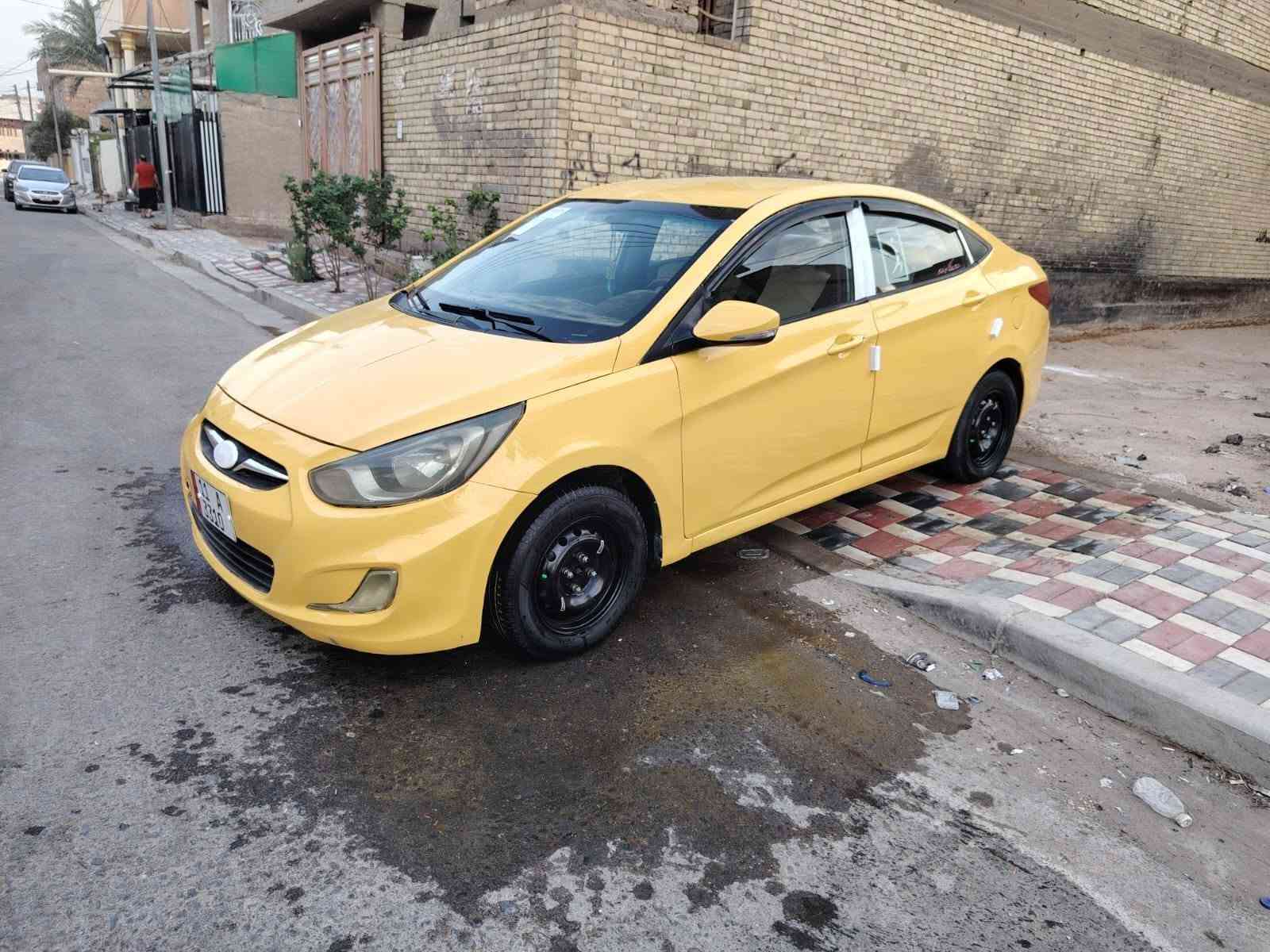 السلام عليكم اكسنت موديل 2013 رقم بغداد إنكليزي مشروع وطني ابي مرور تداور مصفره هيه وغرامات وارد خليجي مكينه 1600 دوش قطرتين مكينه  وكير وحداديه تخم تاير مكفولات تبريد ثلج وي السويج بيها جاملغ خلفي فقط السياره جاهزه من كلشي شاشه تحكمات استيرن مري شفط سستم سماعات السياره كل نقص ما بيها السعر 73 وبيها مجال بسيط  رقم الهاتف *********** أثير 
*********** آسيا  مكاني كربلاء إخوان ما متواجد عل نت
