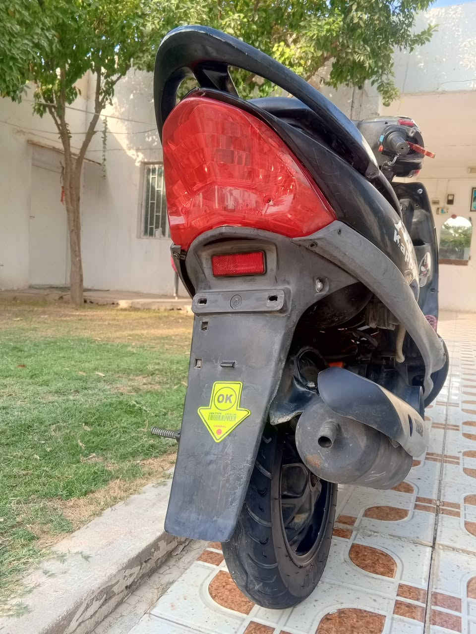 سلام عليكم دراجه ماكس عدله للبيع 55 السعر 450وبيهه مجال مكان حله حي الجزائر ***********
