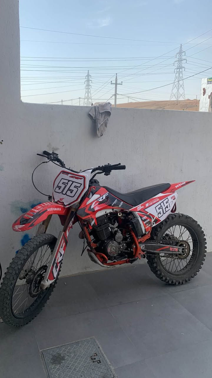 crx122 • ٣٠٠ • ٢٠٢٥
