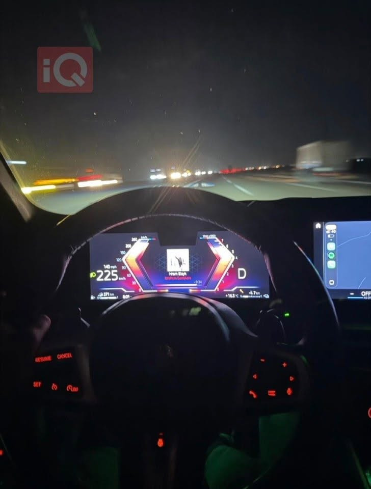 330e  السلام عليكم شبابنه الطيبه بلكن هايبرد السياره يعني
تكدر تشحنها او تريد شحنها من المكينه ، ٣ انظمة قياده ، سبورت وهايبرد و كهرباء الي يعجبك ، السياره جديده بمعنى الكلمه

صيانتها اغلبها بلعروش ، السياره مفوله للاخير اعلى

مواصفات ما عدى تبريد كشنات للامانه ، السياره بيها قطعتين مثل ما موضح بلصور مبدله بقطع اصليه وكاله مو تجاري و صارت عندي بيها طخه يم البيت بلجاملغ عكس

السايق اضطريت اصبغ الخشم

مالته الباقي سليم ، ماشيه 19

الف (كيلو) قابل للزياده 

ترهم للبيع او المراوس بشي اقل لان محتاج 
السياره M pakeg اصل موديل 2024

السعر 29,500

و بي مجال بسيط جداً 

للتواصل 

***********

