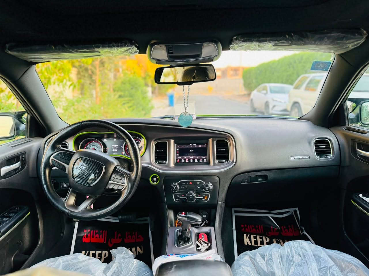 السلام عليكم دوج  جارجر
موديل_19

اللون: 🍏

الفئة: SXT Plus

الممشى: 66 ميل

رقم وسنوية: جديد سياره باسمي

الحادث: جاملغ خلفي

البجم: كبس

.المواصفات:• سلايت

• كشنات كهرباء أمامية اثنين

• كشنات تدفئة وتبريد

• كشن حضن

• ⁠كامره خلفيه

• جلد بلاد أصلي

• هيتر كشنات خلفية

• ستيرن هيتر 🔥

• حساسات خلفية

• تشغيل عن بُعد

• شاشة + Apple CarPlay

إنارة بالأكواب والأبواب، بلاد LED

فول مواصفات
 
السعر 225وبيه مجال 
📍عنون  العامريه او نفق الشرطه
رقم الهاتف ***********
