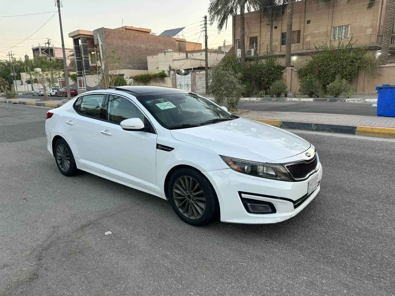 السلام عليكم *********** للبيع كيه اوبتمه وارد أمريكي موديل 2015 طخته حافه بنيد وجاملغ بدون دواخل السعر (107) مواصفات السياره فول ١/١ بنراما بصمه تشغيل وبصمه أبواب تحكم ستيرن جهتين شاشه وكامرا خلفيه كشنات جلد + كهربائي + ذاكره داخل أكريمي ٨ سماعات ان فن تي كشنات تدفئه تبريد مكينه 2400 ويل كب كروم أشاير بلمري مري شفط مثبت سرعه تبريد قطعتين تدفئه تبريد بلستيرن مكينه وكير وحداديه وتبريد وتخم تايرات بحاله ممتازه جدا جدا رقم بغداد مشروع وطني تحويل مباشر مكان سياره في كربلاء
