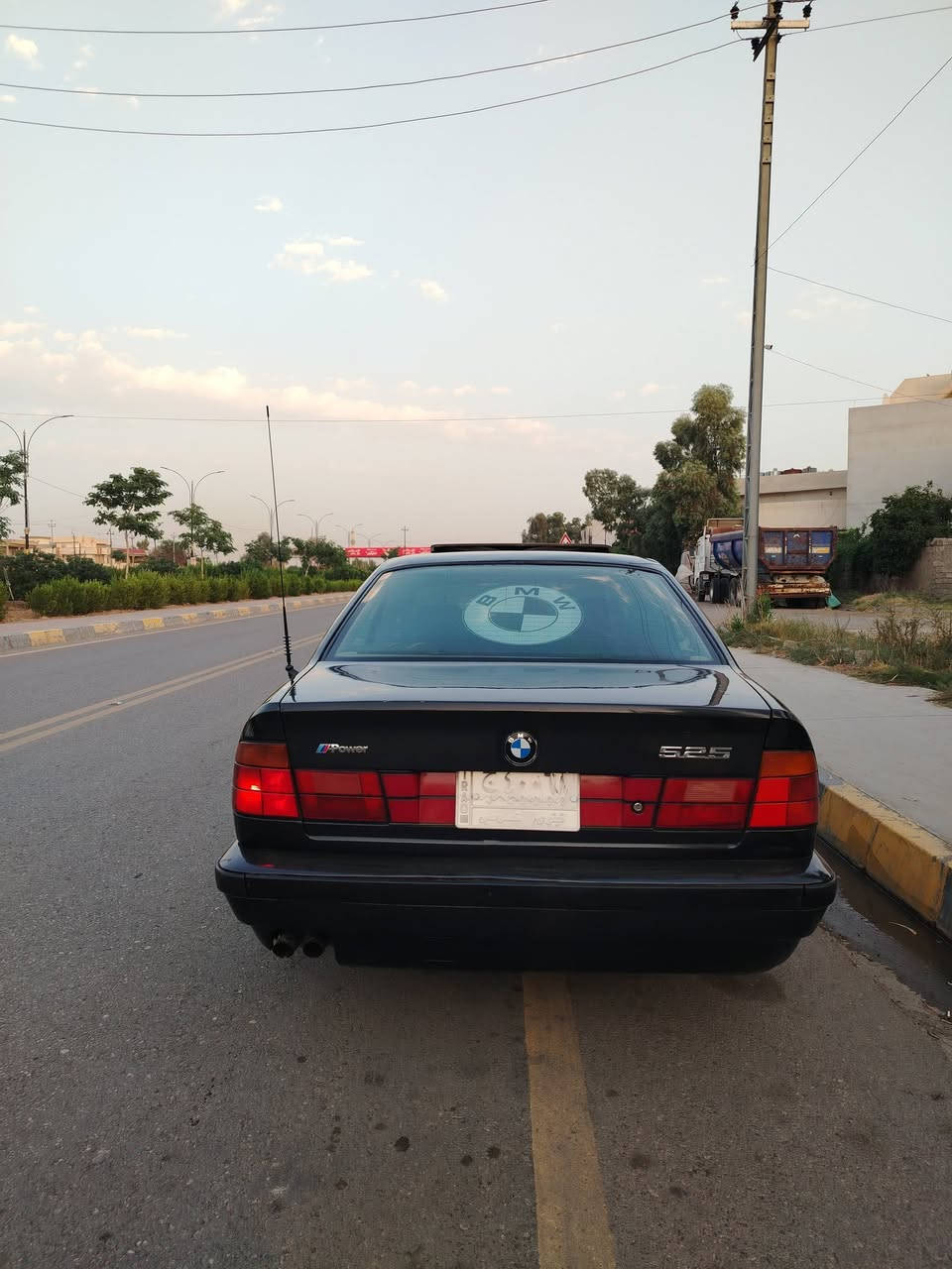 بي ام ٥٢٥ • ٩٢ • اتوماتيك