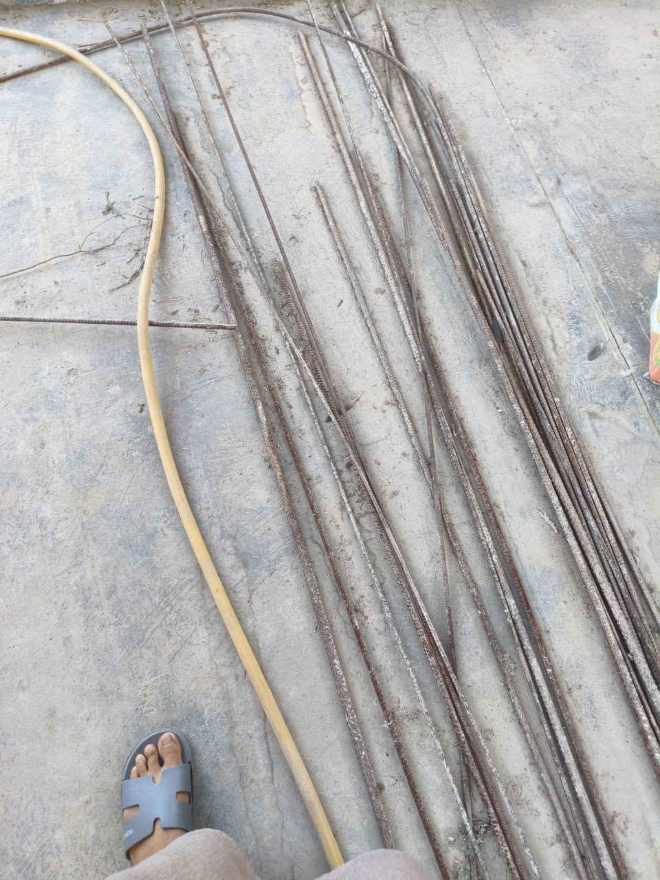 حديد مسلح للبيع راسلني على هذا رقم ***********

