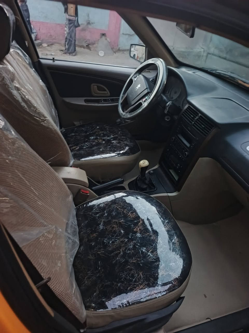السلام عليكم سياره بيجو بارص موديل ٢٠٢٠ سياره نضيفه وحلوه بيهه جاملغ وبنيد السعر ٤٨ وبيه مجال ***********
