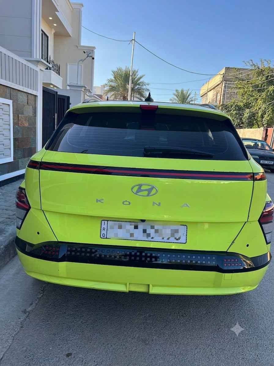 الشحنه الكاملة تمشي 450  الى 550 كيلو 
مواصفاتها نص فول 
هيترات بالكشن داخل اوف وايت 
رادات امامي وخلفي وسياقة ذاتية وتحديد مسار
شاشه كبيره ومتصلة
حجم البطارية 64 كيلو واط
السيارة جديدة وحادثها فقط قبغ جنطة بدون ايرباك بدون دواخل بدون اي مسج 
رقم بغداد تحويل مباشر
مكانها بغداد . وسعرها 165
*********** بغداد, العراق
