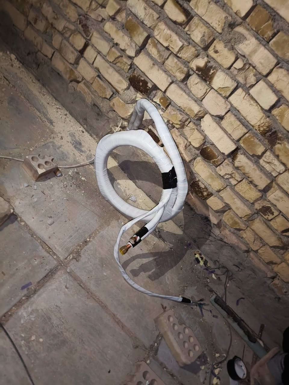 ☄️ هل تعاني من ضعف التبريد أو عطل بالمكيف؟
المياحي لخدمات التبريد توفر لك الحل بأسرع وقت وبأفضل جودة  ❄️ 

✅ تنصيب جميع أنواع السبالت /دكتات/كاسيتات/ vrf / جلر/بكج/جداري / عامودي
✅ صيانة وإصلاح الأعطال
✅ تنظيف وغسل وحدات التبريد
✅ تعبئة غاز وضبط الأداء
✅ فحص شامل بأسعار مناسبة

📍 خدمة سريعة داخل الناصرية ذي قار مركز 
🛠️ خبرة وعمل مضمون

📞 للحجز والاستفسار راسلنا خاص أو واتساب او  اتصل الآن
 ( *********** )
(***********)
خلي راحتك علينا… وبرودة بيتك علينا ❄️

