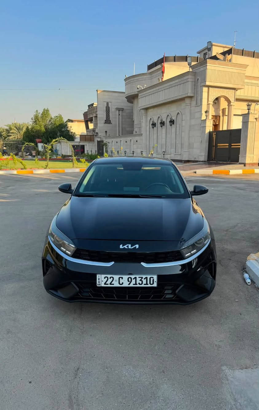 السلام عليكم
كيا فورتي موديل 2023 للبيع وارد امريكي
ضررها بنيد ومبدل صورها الحادث ادزلك رقم الشاصي ودكه
ماشية 73mi
ضرر حالياً فقط دعامه خلفية يحتاج تبديل 
كير AT محور 
السياره كامله مكمله تخم تايرات صدر بلادي 

السعر135 وبيها مجال للطيبين
العنوان بغداد شارع الكفاح
***********
