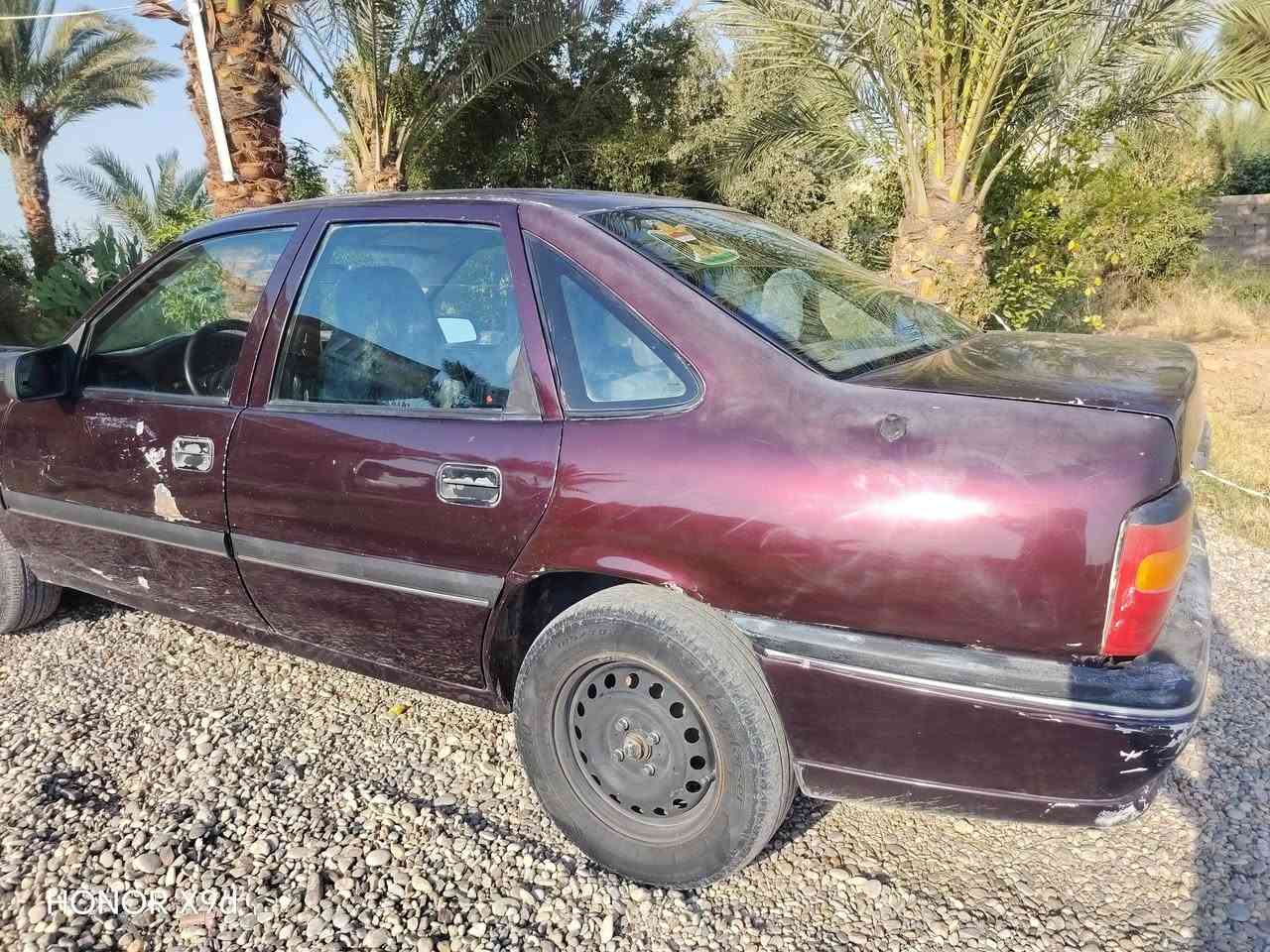 السلام عليكم 
للبيع 
أوبل فكترا موديل1991 رقم اربيل سنوية عظم عاج مشروع وطني شرط التحويل غرامات صفر گشرها نضيف   محرك 18 شرط گير شرط سيارة جاهزة مال جناي 
سعر 38 وبيها مجال  بسيط
ملاحضه: بيه ضربه باب السايق شبر 🖐🏻
الشراي يتصل ***********
