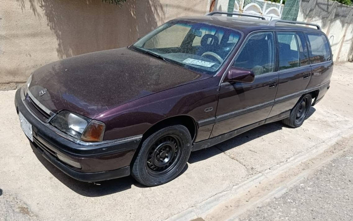 للبيع فقط
اوبل اوميكا استيشن 1991
حجم 20
كير عادي
كير محرك بالشرط
رقم كركوك
صدر امامي خلفي كلها جديد
داخلها نظيف
اكسل كاردن مابيهن اي عيب
مكان كركوك 
***********  شراي يتصل او يدز خاص او واتس اب كركوك, العراق
