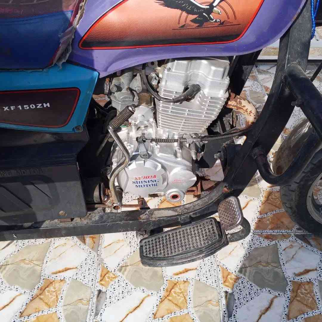 ستوته كربلائيه موديل 22 مكينه جديده ما مفتوحه ولا مجفته توني   شادها ستوته نظيفه احلى من بالصور السعر مليونين و300 مكاني بصره.  ***********
