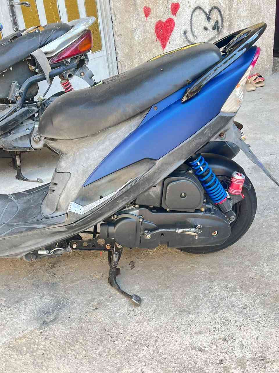 السلام عليكم دراجه ماكس للبيع بلديه 49 ما مفتوحه كل نقص ما بيها فقط راسل لايت مكان بغداد حي النصر السعر 500 الرقم ***********
