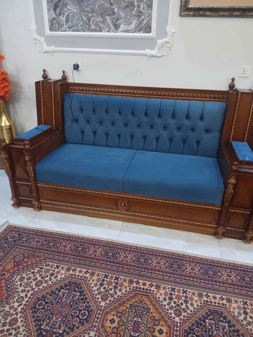 السلام عليكم ديوان وغرفة اطفال كنتور وسرير عدد ٢/للاتصال ***********
