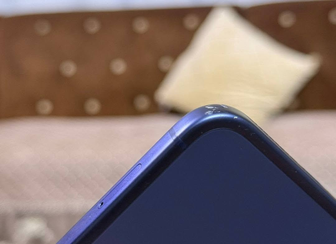 آيفون ١٧ برو ماكس • ٢٥٦ • بطاريه ٩٨٪