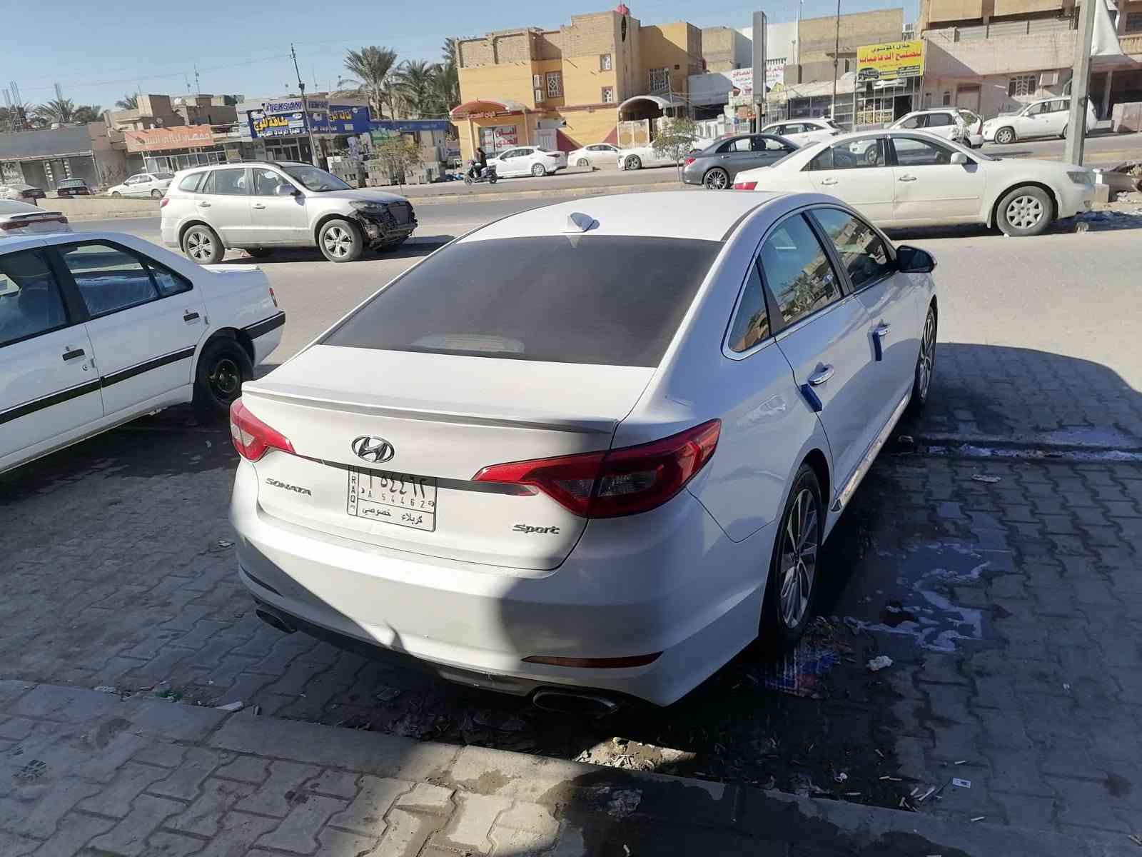سلام عليكم 
بيع او مراوس 
 سوناتا 2017 فول مواصفات 1/1 
رقم كربلاء نكليزي بسمي
كير و محرك كفالة 
حدادية امامي خلفي جديد 
تبريد ثلج 
حساسات خلفي امامي 
سعر 115 وبيها مجال 
عنوان نجف ***********
