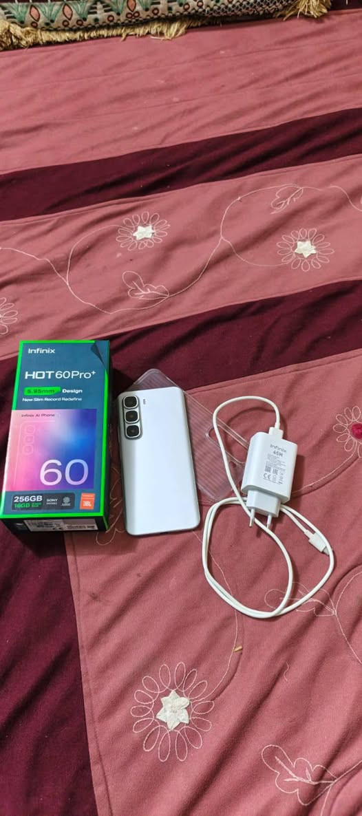 هوت 60 برو+ • مكفول • مع كارتونه وشاحن