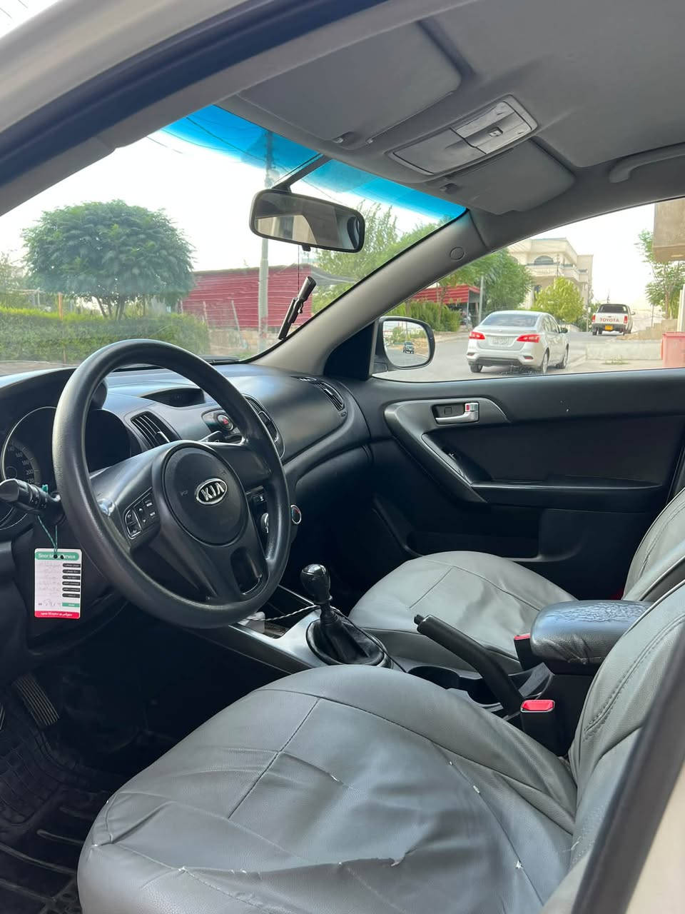 kia cerato 2010
‎کیا سیراتو گیر عادی مودیل 2010 بی‌ ده‌عم و سبخ
گیرو ماکینه شه‌رت و نه‌فه‌کری 
ئیک ته‌عدیل ده‌رگه‌هی نه‌فه‌ری سینگی
جام که‌هره‌بای چار تایره جدید
 ره‌قه‌م سه‌نه‌وی که‌فن 
غرامات--2.5 دو وه‌ره‌قه‌ و نیف
سعر--- 88 و مجال 
ره‌قه‌م‌موبایل کوره‌ک----واتسئاب
***********
عنوان--- دهوک
