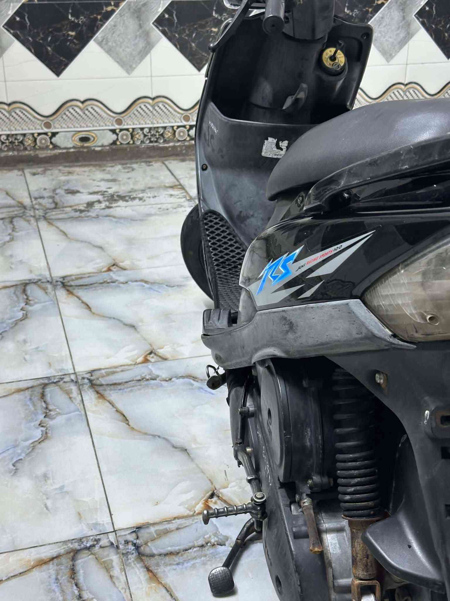 السلام عليكم دراجه ماكس عدله دراجه كله شغال سلف هندر اشایر كهربائيات  ما بيها اي نقص  جيب فيتر وتعال افحص دراجه  حلوه بالعافيه ع الياخذها السعر 750) العنوان بغداد مدينه الصدر اتصل ***********
