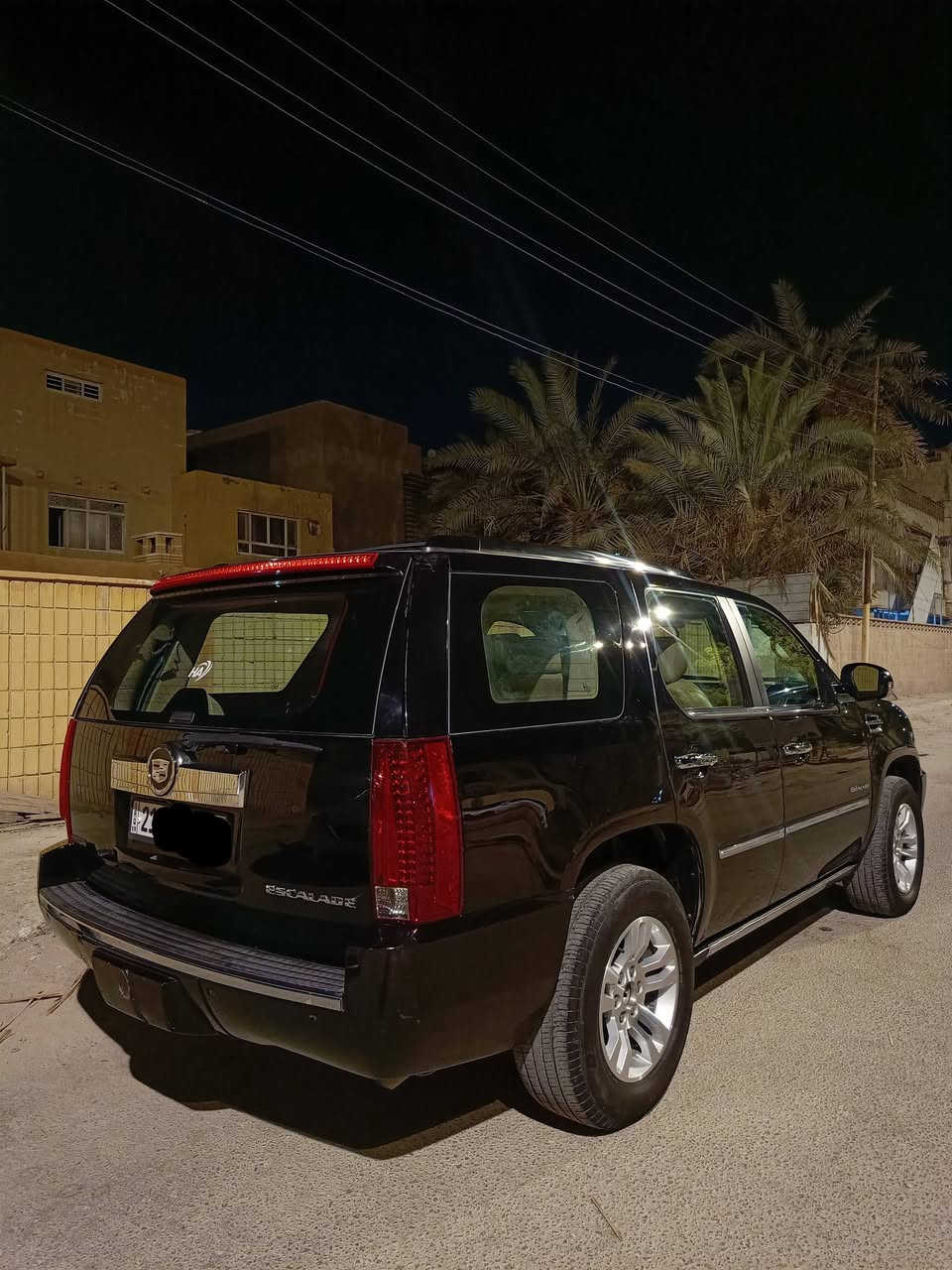 سلام عليكم
Cadillac Escalade 
موديل 2010 خليجي أعلى فئة
رقم خصوصي سليمانية
سنوية منتهية من 2024
مابيها حادث نظيفة الواقع يحكم أكثر من صور تجي تشوف بعينك
ماشية 260,000 KM
محرك 8 سلندر 6200
مواصفاتها معروفة الكاديلاك فتحة سقف تبريد تدفئة كشنات وضعيات تخزين مقعد السائق شاشة امامية خلفية حساسات خلفية دواسات مع الابواب واكو هواي بعد ....
المكان حله بابل مركز المدينة
السعر 220 ورقة وقابل للتفاوض حك الجية ويشوف خيرها الياخذها 
رقم للتواصل واتساب : ***********
