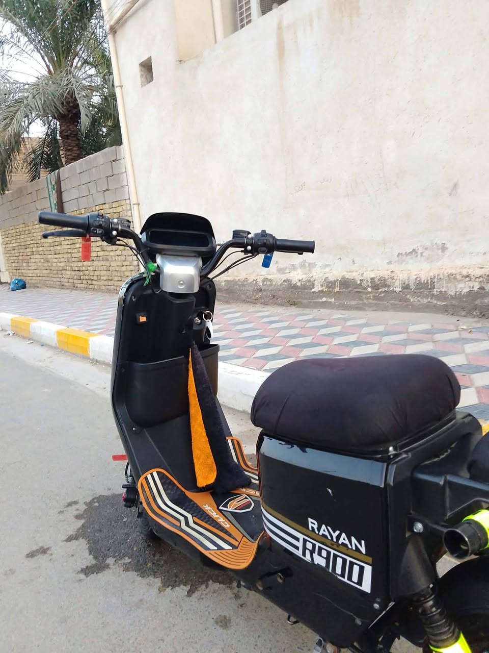 دراجة شحن • ار 900 • ٥ بطاريات