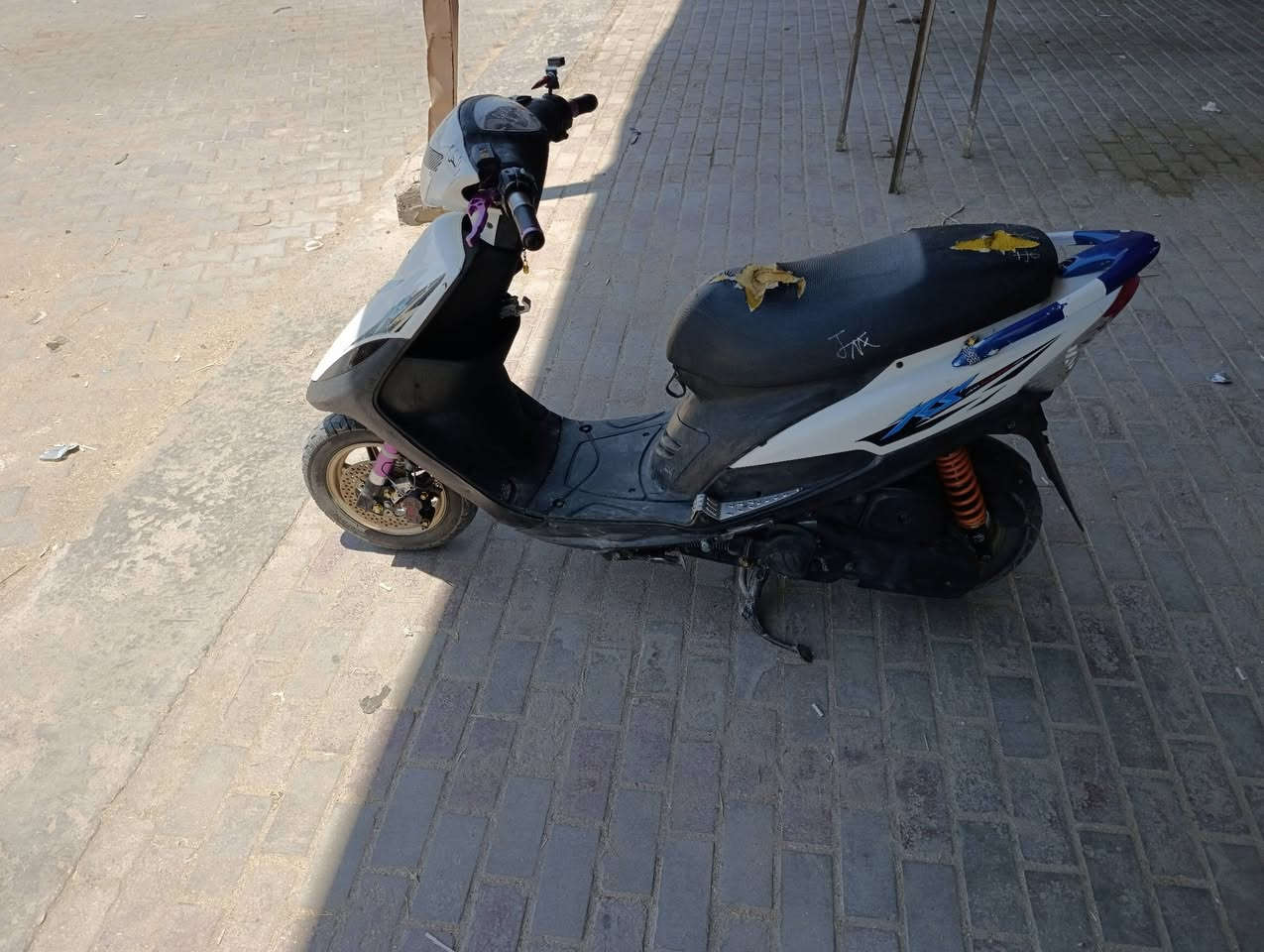 ماكس عدله كفاله عامه ماعايزه برغي. دبلات وياله بلاد. صالنصه مو وياهه. سعر750وبيه مجال موشراي اطلع كبل ***********
