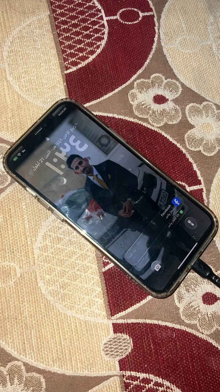 السلام عليكم 12برو ماكس ذاكره 128بطاريه 98مبدله اصليه شرط جهاز نضيف جدا لون ذهبي أمريكي مميز السعر 390 بي مجال مكاني ناصريه الاسكان صناعي الرقم ***********
