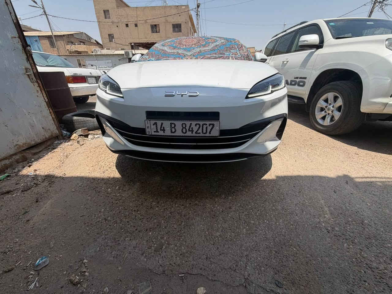 السلام عليكم 
بي وايدي سيل 6  فول عده الفتحه 
السياره كفاله عامه من البارد. و الحار و الصبغ بسمي رقم بصره 
تحويل ثاني يوم السياره ماشيه 16 الف و قابل الزياده 
السعر 23.600 مليون العنوان بصره الأمن الداخلي 
ملاحظه / سياره بيه ملاحظات بسيط كلش يعني شخط صغير بل دعامه شغلات كلش بسيطه هاتف 📞 ***********
