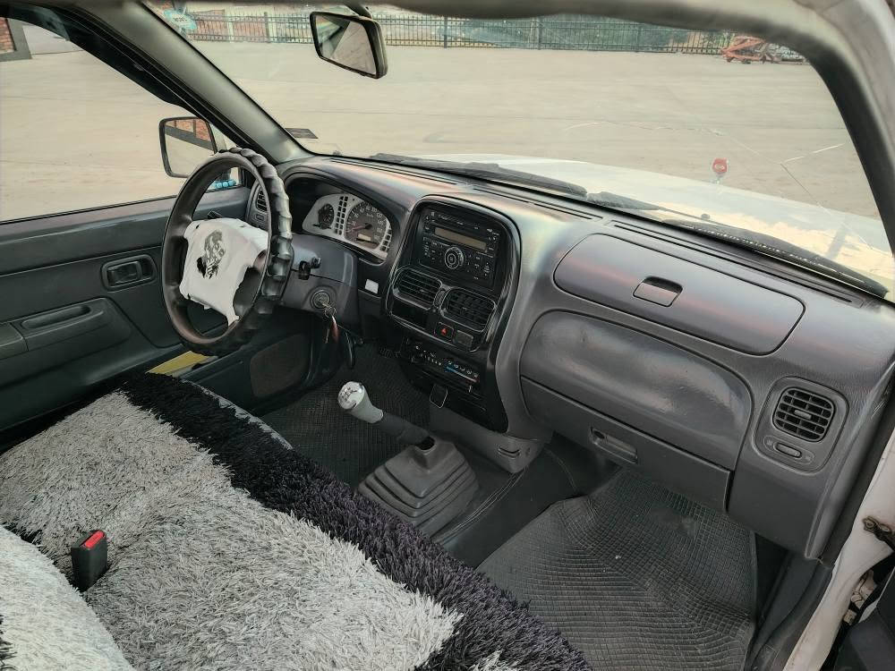 سەرەتا بەناوی خوای گەورە 
nissan pikab  2001 
نیسان تاک     ۲۰۰۱ 
ڕەقەم سلێمانی 
سەنەوی و ژینگەی تازەیە تا  2029 مانگی 5
بەشەرتی تەحویل و غەرامەو حاسیبەی بەغداد
٥ قولاب 
سوکان پاوەر 
گەرمی ئیش دەکات 
٤ تایە و ویلی زۆر باشی لەژێرە 
قفڵ مەرکەزی و کۆنتڕۆڵە 
بێ بۆیاخ تەنها کارت کاری هەیە 
پێشی قرچێکی زۆر بەسیتی هەیە 
گێڕ و مەکینەی بەشەرتی فەحس و فیتەر 
تەقەو ڕەقەی بەشەرت وەک تۆپە 
گەرمی و کارەبای بەشەرت 
ئەکسل و شانسی و گاردنی بەشەرت 
چەمچەی لەسەرە 
حازرە بۆ کەسابەت
سەیارەکە زۆر هەرزانە
پارەی ئاڕمێکی سلێمانیە
سعری ٦٨ گەڵاو کەمێک مجال
بۆ پەیوەندی ***********
تێبینی / تەنها فرۆشتنە السليمانية, العراق
