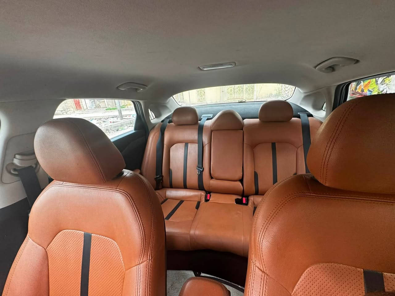 🚘 للبيع كيا K5 XLS موديل 2021

🔥 كيا K5 – فئة XLS 🔥

📅 الموديل: 2021
📏 الممشى: 123 ألف كم
🎨 اللون: رمادي
🪑 داخلية جلد بني
💰 السعر: 130 ورقة وبيها مجال 

حادثها موجود ب صور 
رقم ذي قار

⭐ المواصفات:
• محرك اقتصادي وأداء ممتاز
• قير أوتوماتيك
• شاشة وسطية كبيرة
• كاميرا خلفية
• مثبت سرعة
• تحكم بالمقود
• تشغيل زر
• دخول ذكي
• تكييف أوتوماتيك
• حساسات
• جنوط ألمنيوم
• تحكم كهربائي بالزجاج والمرايا
• داخلية مرتبة ومريحة

📞 للاستفسار والتواصل:
***********
