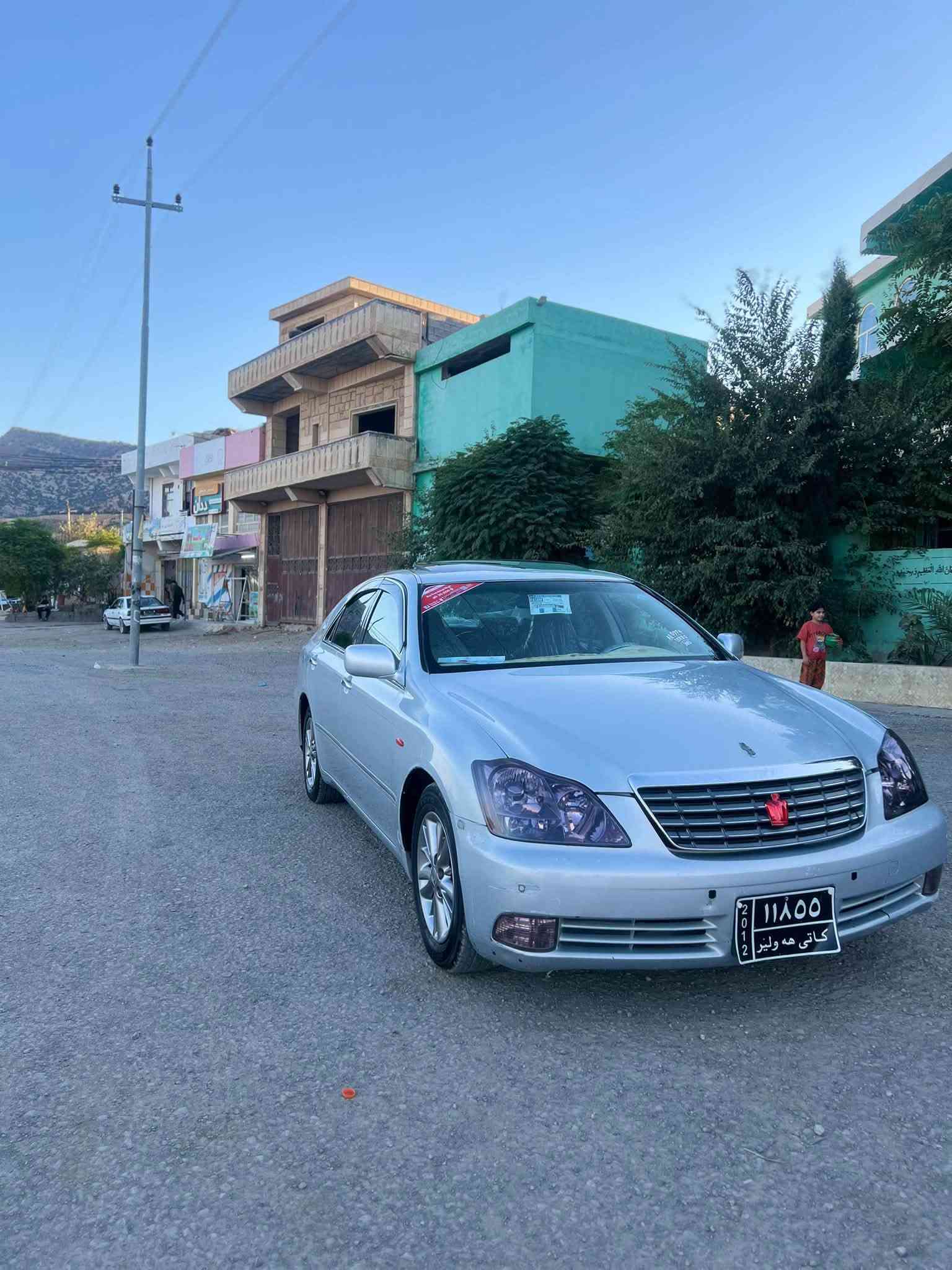 بەنـــاوی خــوای گـــەورە 
182ڕۆیــاڵ 3دوگــمە ســڵایــــت 
بــڕاوە 2006 بـەسمــە ڕەسـاسـی 
بــێ بــۆیــاخ    تــەنهــا شوێــن مـووســی بــۆیاخــە 
دەعــمـوو لێـدراوی نــیە  تــەقــەوو ڕەقــەوو مـەسـرەفی نیە
کــۆدی هــەیە  بــەشـەرت 
شــوێـن سـلێمـانی زڕگوێــز  47گــەڵاو مــەجـالێـکی کەم
***********
*********** witsapp
