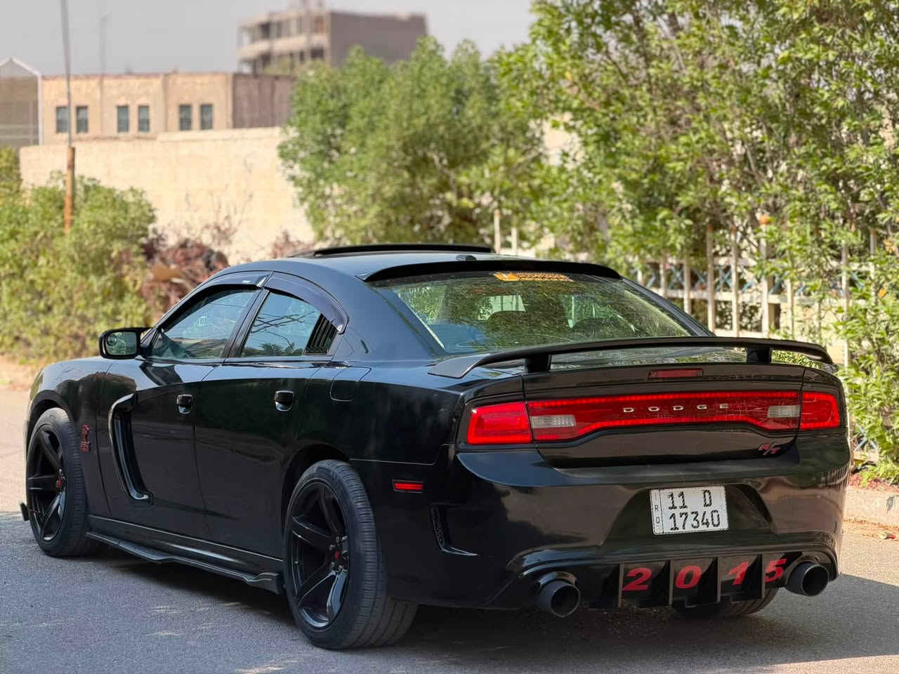 فقط بيع.   مكان بغداد
السعر. 128 ) رقم الهاتف ***********
جاجر موديل 2012. كلين كفالة 
سيارة بيها بس بنيد محدث فقط
كير محرك حدادة تايرات كفالة 
حجم المحرك 5700. كفالة بلادي. 
موصفات فول بصمة ابواب صندوق 
فتحة.  سقف شاشا كامرة دوارة 
حساس خلفي مامي مرايات بك قلابي
كلاصات حار بارد كشنات حضن ويل نجمة 🌟 
كشن كهرباي سيارة عليها دامة كاملة
جاهزة من كلشي سيارة متعوب عليهة 
بل عافية على الياخذهة
