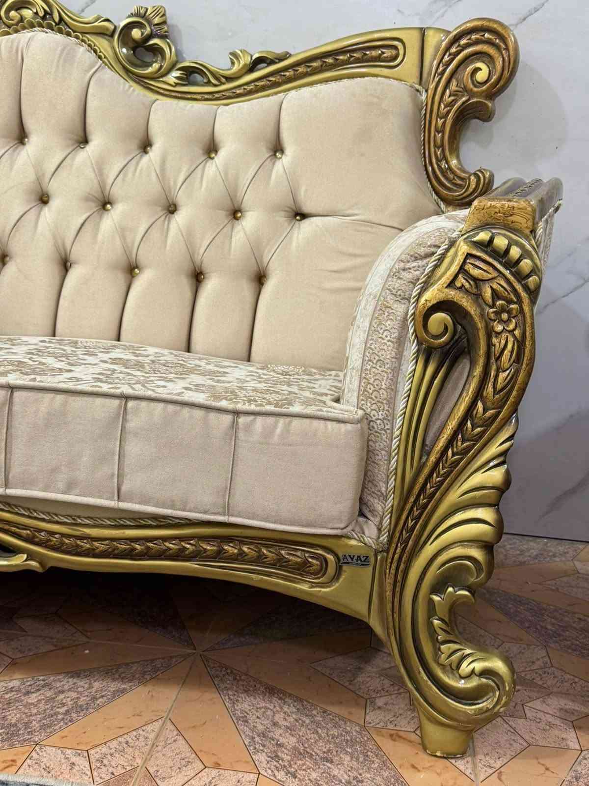 تركي • ١٠ مقعد • نضيفه