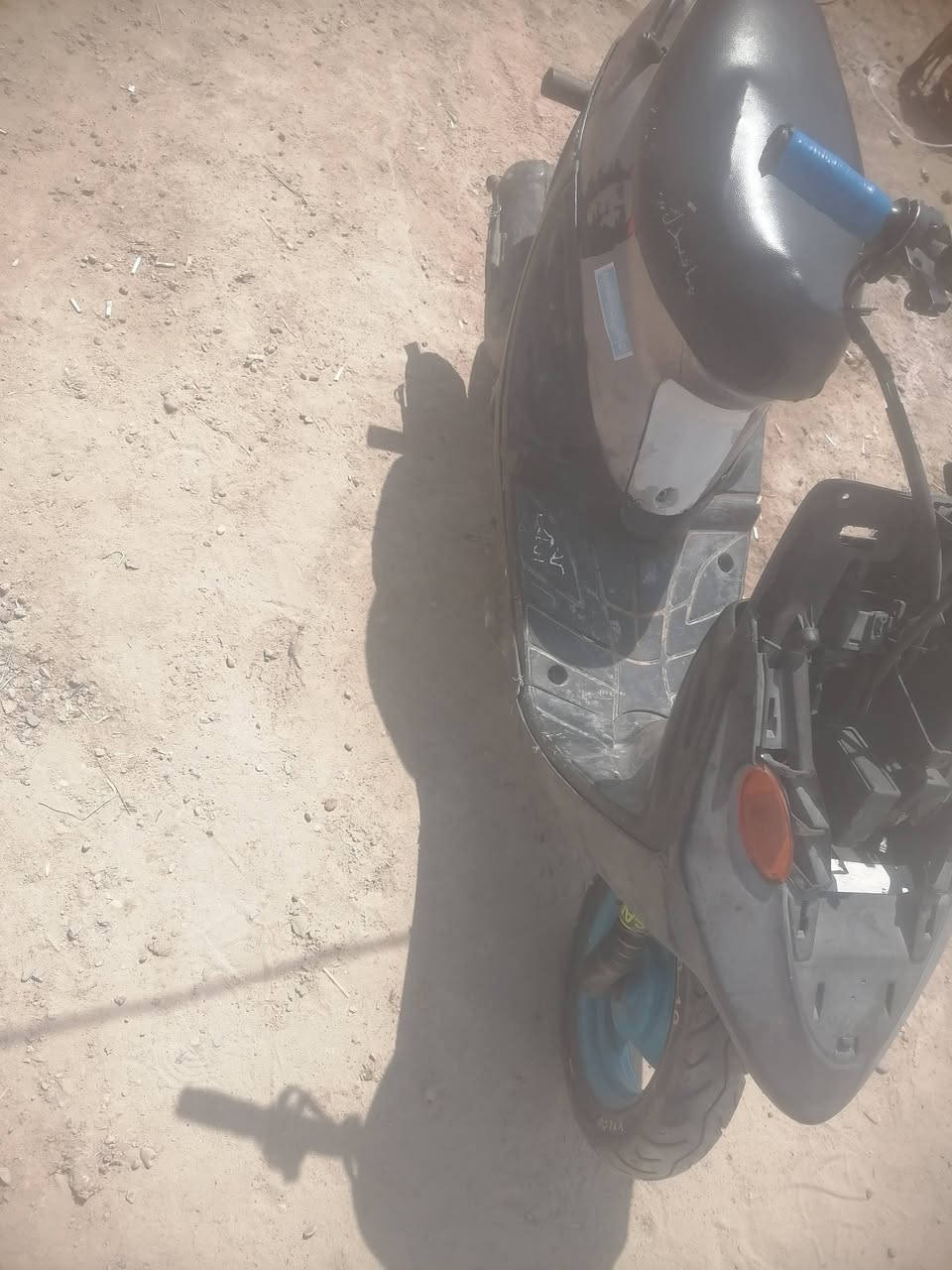 دراجه بيجي للبيع جاهزه من كلشي حربيه عوزه بس كفر وباقي كله جديد سعر( 150) *********** اتصل
