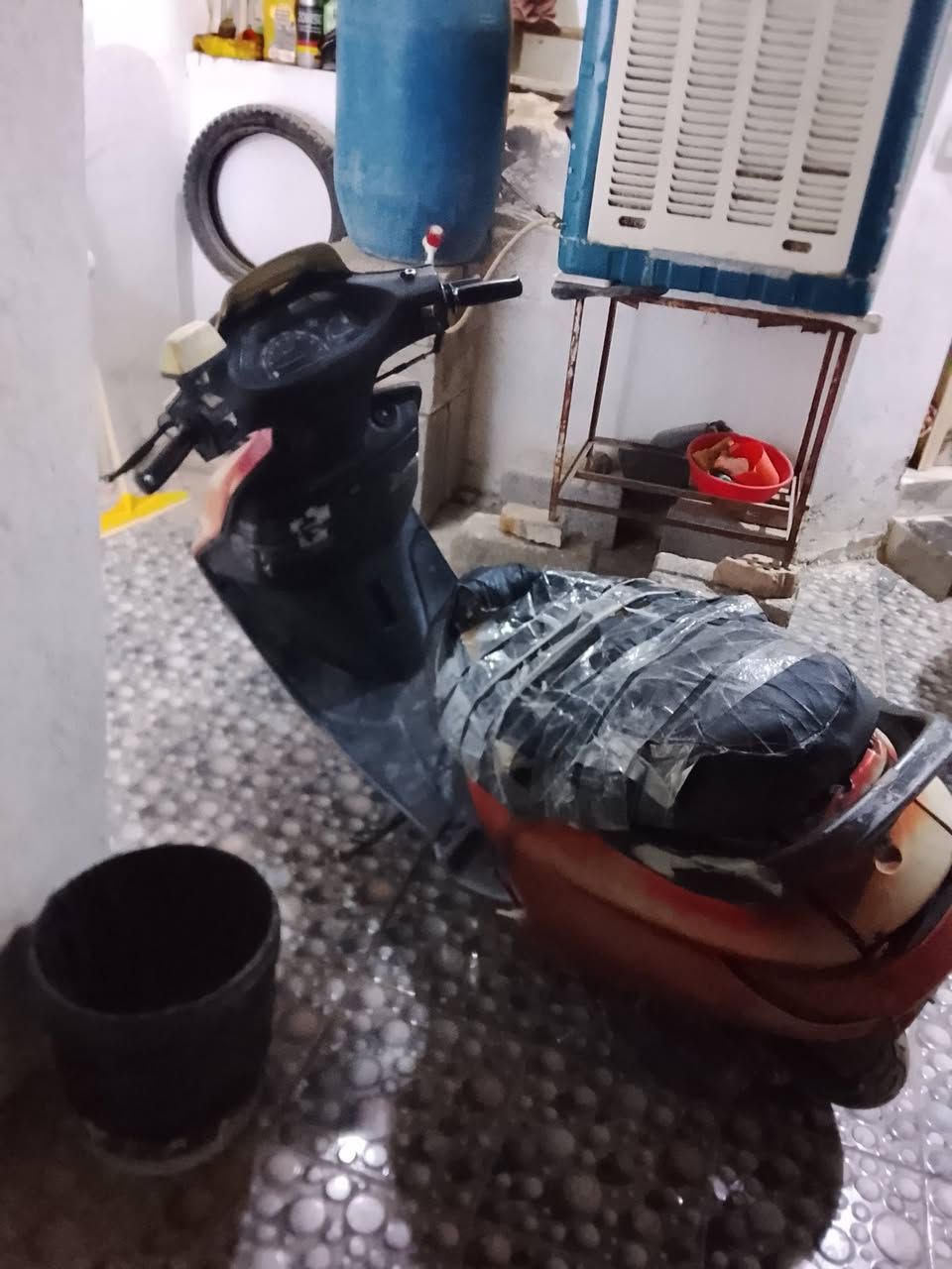 سلام عليكم دراجه البيع فورتي خير من الله نقص باتري تخم تاير جديد مال شغل خير من الله مكان بعقوبة التحرير سعر 200 بيه مجل حك جيه شراي يتصل على الرقم الموجود على فيس ***********
