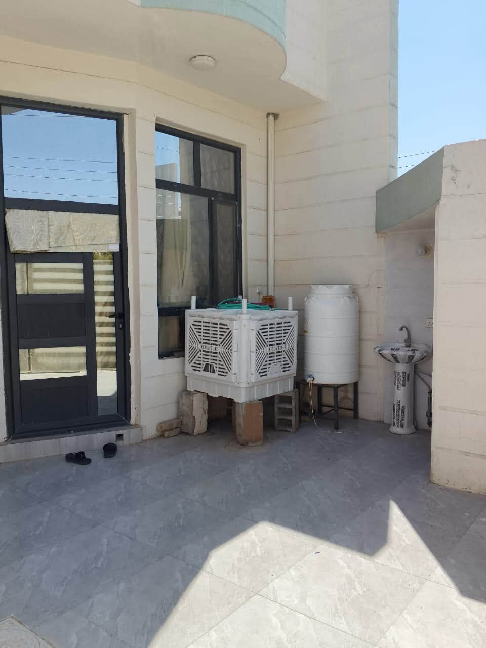 🏘🏘بيت للبيع ديالى خانقين / توله فروش 
قرب جامع ابو بكر / طابو صرف مساحة 120 متر طابق واحد بناء حديث 

1 غرفة نوم واستقبال وصالة داخلية ومطبخ حار وبارد ومجمع صحيات وبيتونه 

السعر / 63 مليون بي مجال بسيط 

للأستفسار اكثر اتصال بالارقام فقط 
***********
***********
مكتب فريا موفق للعقار
