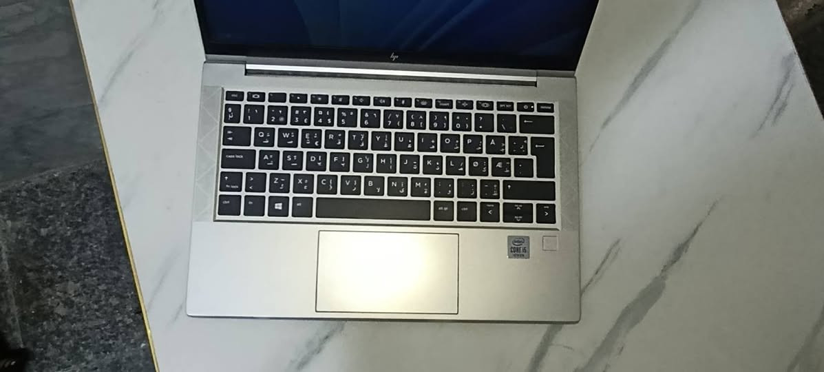 HP EliteBook 830 G7 • i5-10210U • ٨ جيجا رام