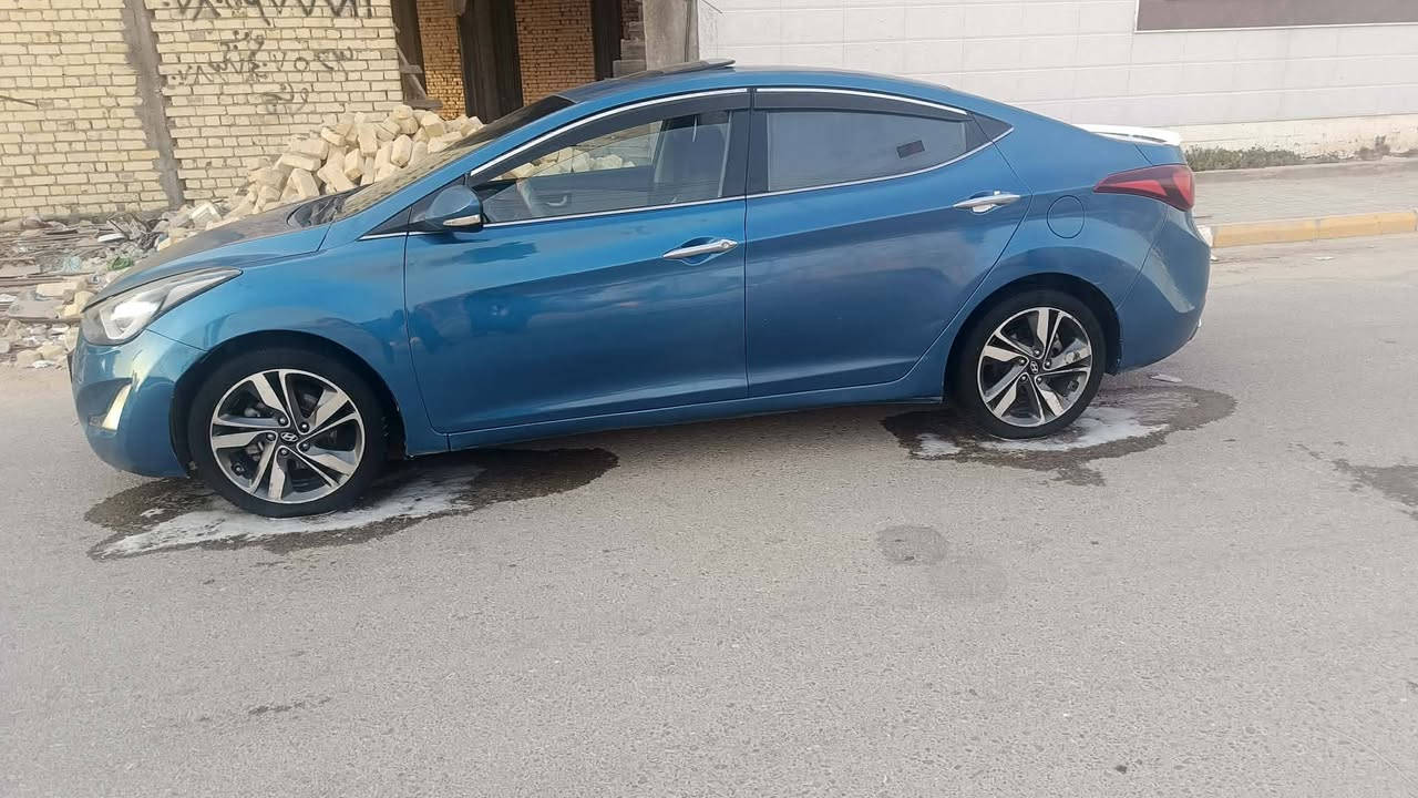 السلام عليكم سياره انترا موديل2015خليجيه بيه رشاش صبغ والباقي مكفول سياره مواصفاته فول عده البصمه مكينه1800لا فتح وله بخار  وله تنقيص بسمنه  مكان سياره سماوه ترهم بيع او مراوس الرقم لهاتف ***********
